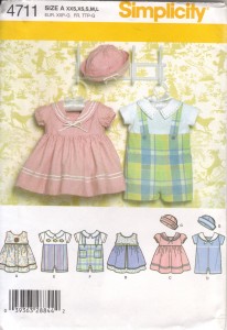 Simplicity 4711 Middy Outfit